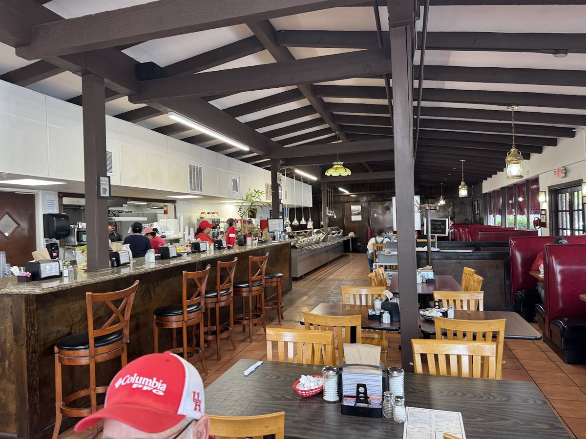 Simos Diner